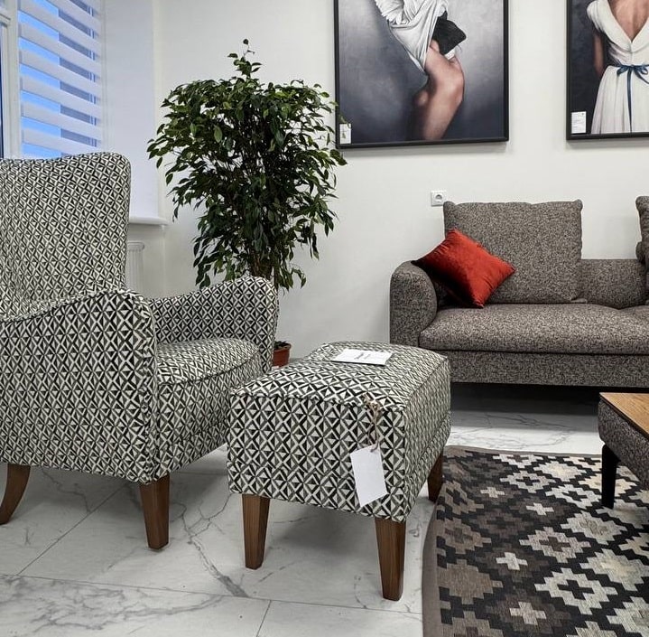 Кутовий диван ZlataMebel у сучасному інтер’єрі, Сумська область